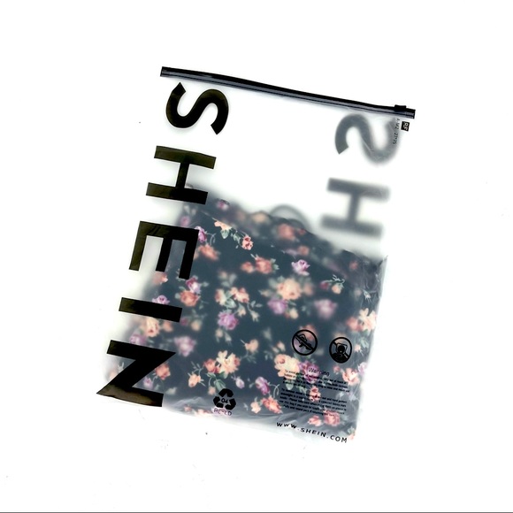 Large Black Floral Print Lettuce Trim Mini Dress - Picture 7 of 7